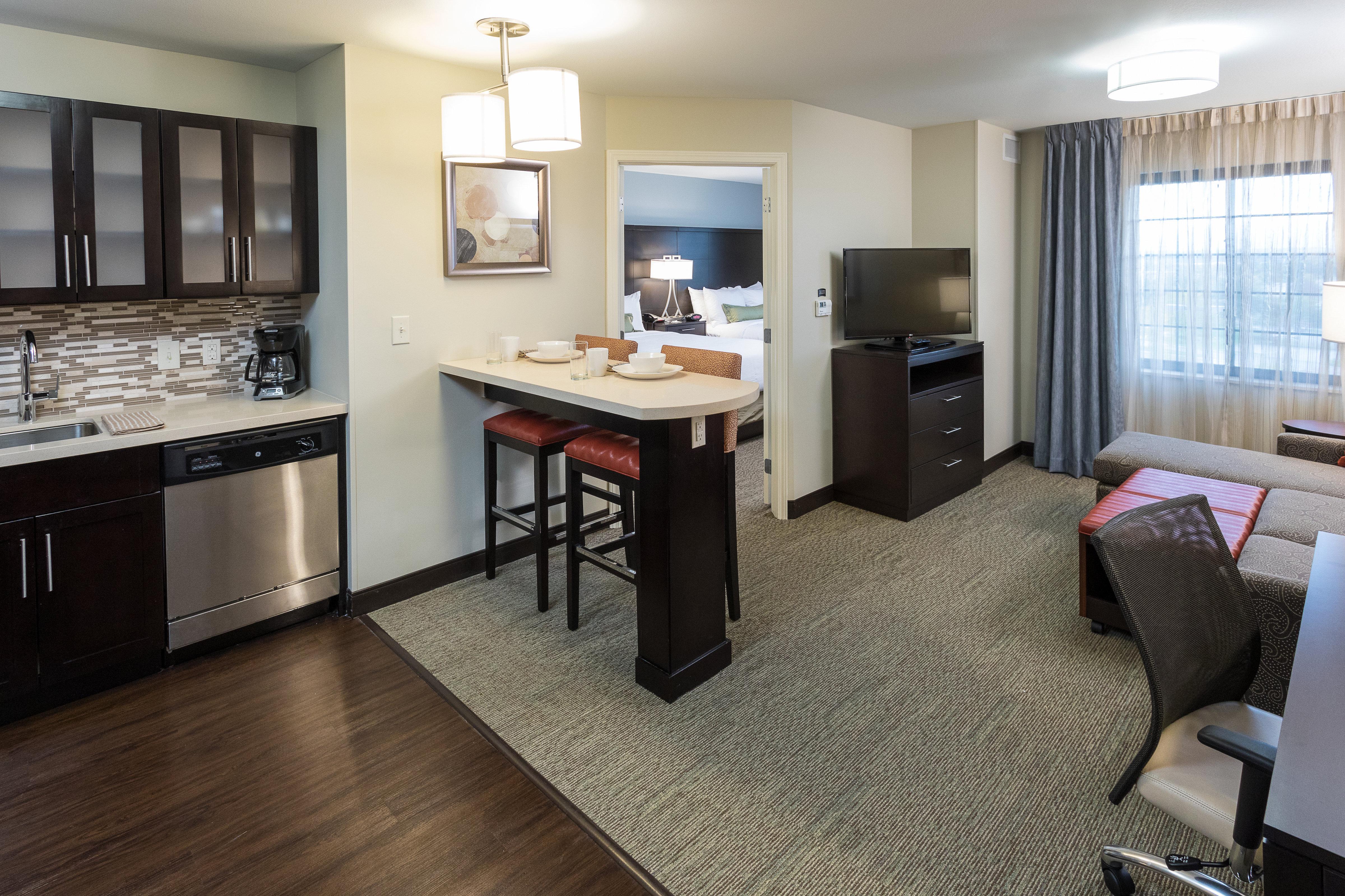 Hotel Staybridge West By Ihg